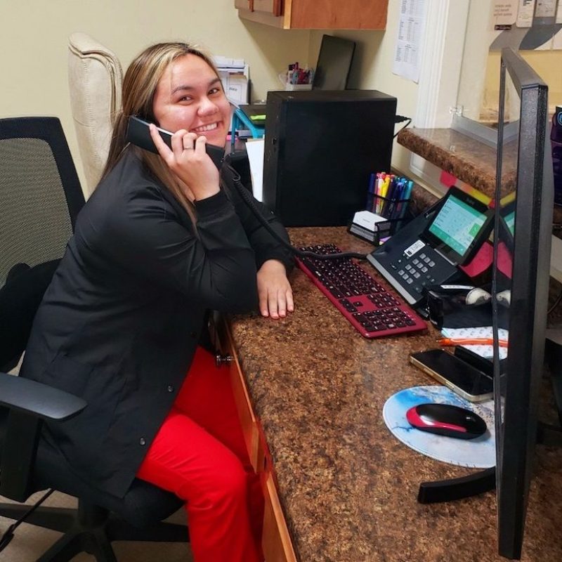 slide-receptionist